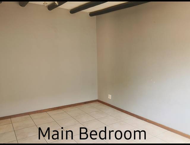 2 BEDROOM APARTMENT TO LET IN NIEUW MUCKLENEUK